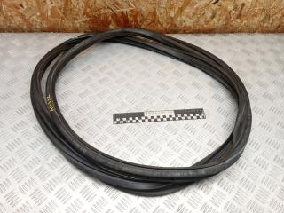 уплотнитель Volvo XC90 1 поколение 2005, 2.4 л., D 5244 T, дизель, МКПП, внедорожник 5 дв., полный привод, правый руль