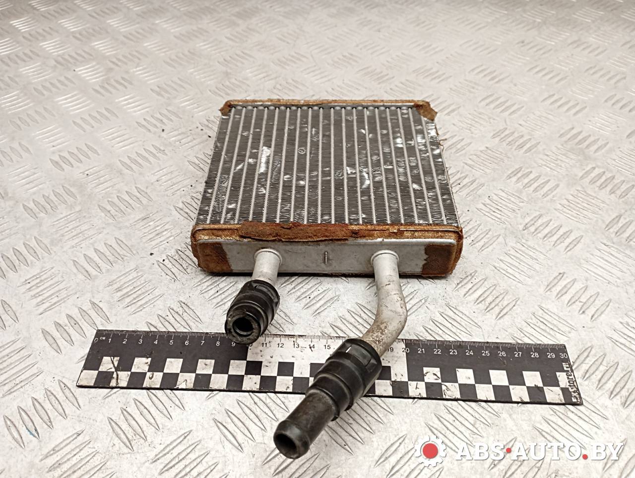 радиатор отопителя (печки) Mazda 323F BA 1997, GA101BC6DJSC - фото №1