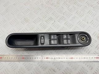 блок управления стеклоподъемниками Renault Espace 4 поколение (2002 - 2006), 0012126, 8200519356