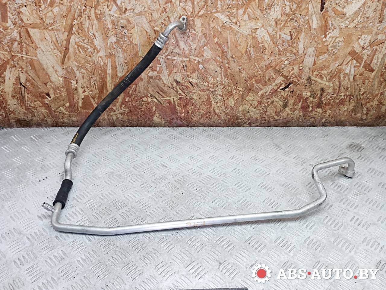 трубка кондиционера Mitsubishi Pajero 3 поколение 2002, 3.2 л., дизель, МКПП, внедорожник 3 дв., 4452401511, MR398540 - фото №1