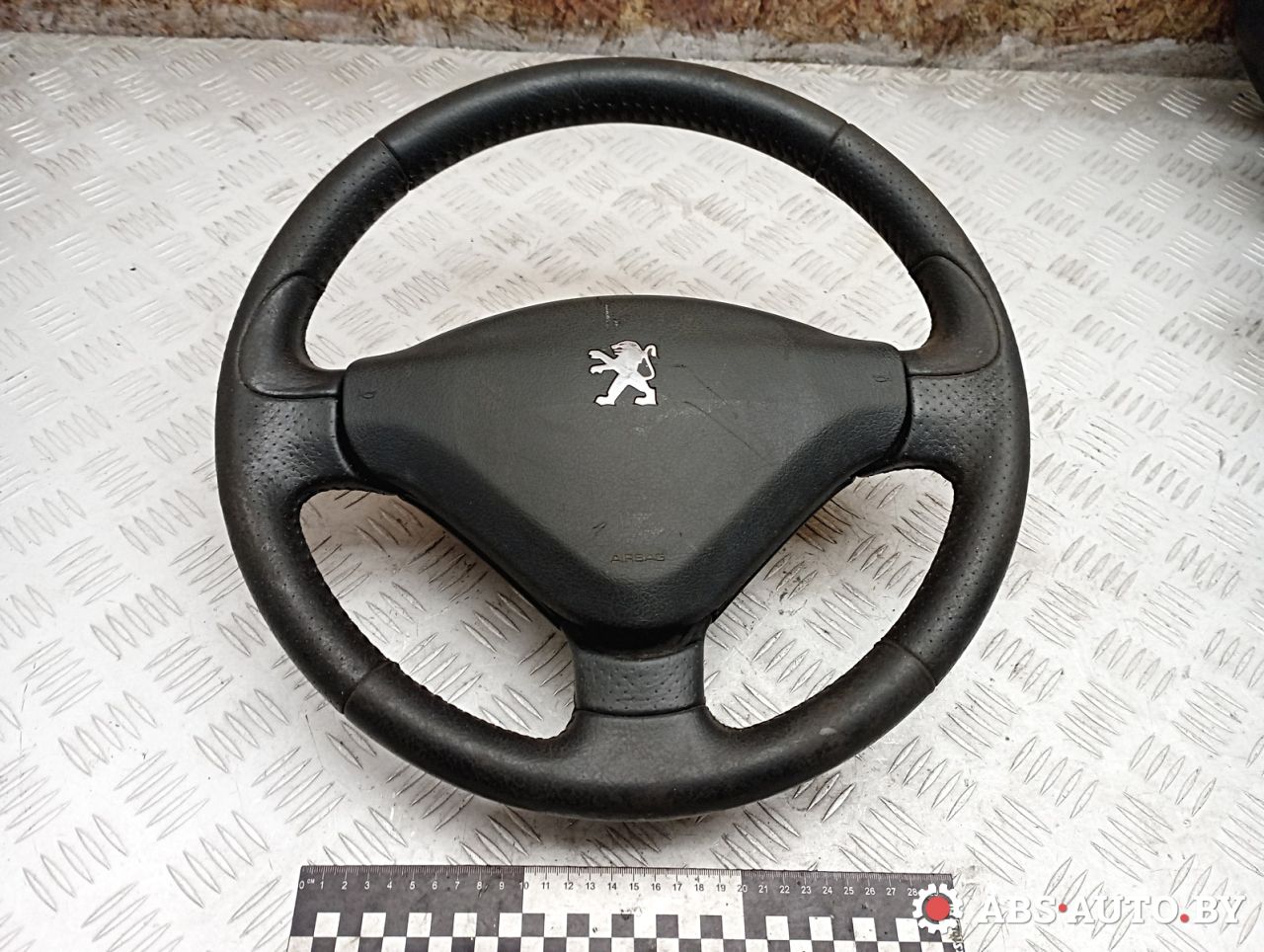 руль Peugeot 207 1 поколение 2008, 1.4 л., EP3C, бензин, МКПП, хетчбэк 5 дв., правый руль - фото №1