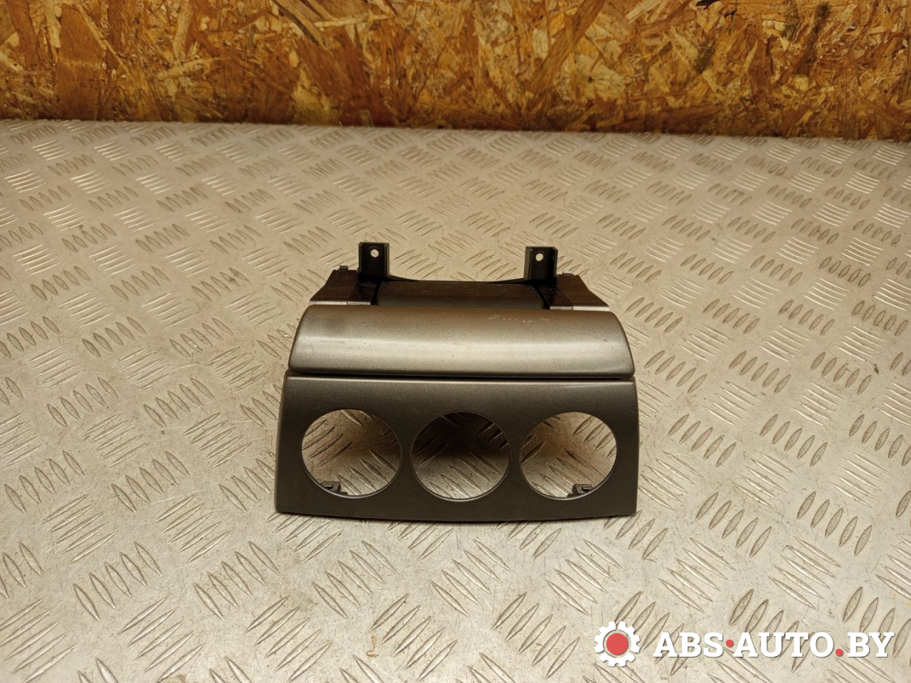 пепельница Peugeot 308 T7 2009, 1.6 л., EP6, бензин, МКПП, передний привод, 9658691077 - фото №1