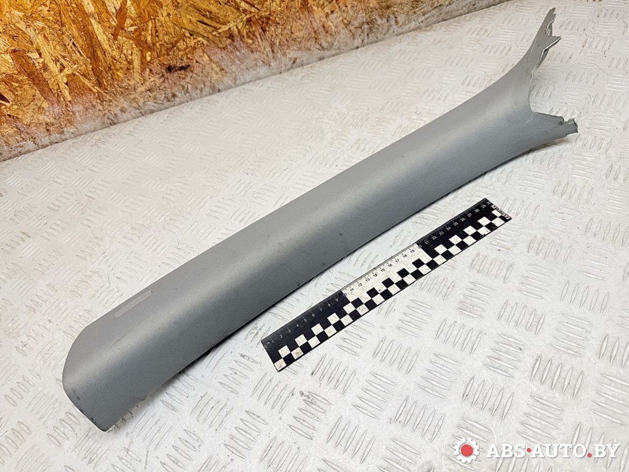 обшивка стойки передней левой Volkswagen Touareg 1 поколение 2006, 3.0 л., BKS, дизель, АКПП, внедорожник 5 дв., полный привод, 7L5867233, 7L6867233 - фото №1