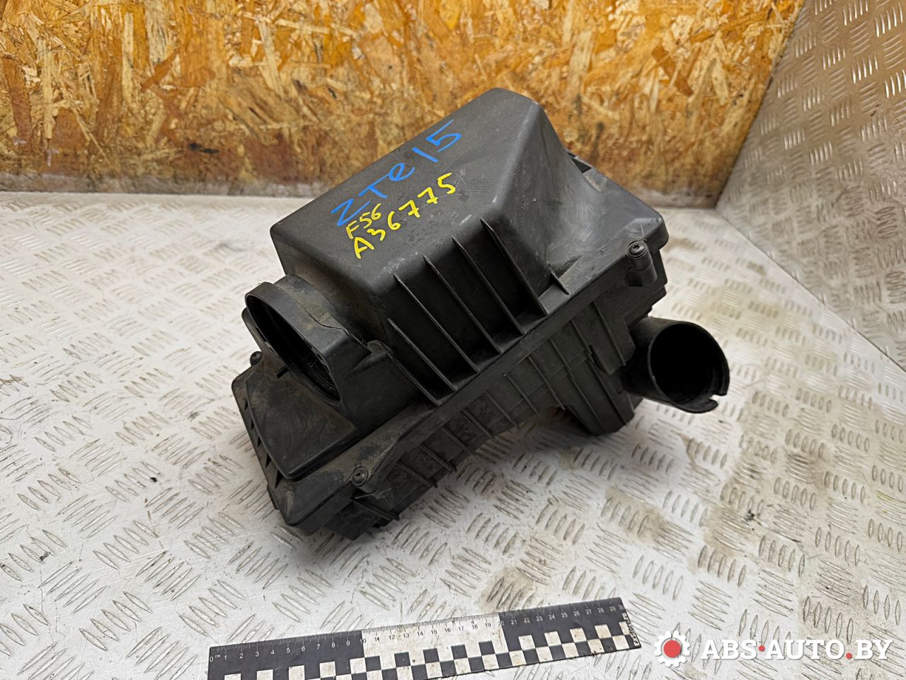 корпус воздушного фильтра Citroen C5 2 поколение 2010, 2.0 л., RHR (DW10BTED4), дизель, МКПП, универсал, 9644910780 - фото №1