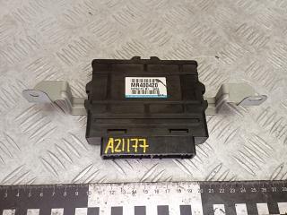 Блок управления ABS/ESP Mitsubishi Pajero 3 поколение 2002, 3.2 л., дизель, МКПП, внедорожник 3 дв., MR400420