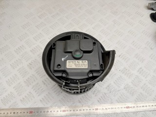 моторчик печки Peugeot 407 1 поколение 2004, 2.0 л., RHR (DW10BTED4), дизель, МКПП, универсал, 6441S3, 7737080501AI, 4PUH18456AF, 7737080501AF, MZZ0531PM, 7737080601AE, 4PUH18456AE, 1737080501