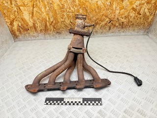 коллектор выпускной Volvo V50 1 поколение [рестайлинг] 2008, 2.4 л., B 5244 S4, бензин, МКПП, универсал, 8653299