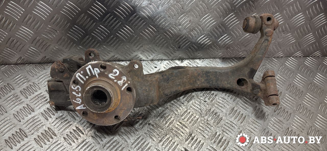 ступица передняя правая Audi A6 4B/C5 1998, 2.8 л., бензин, 8D0407258 - фото №1