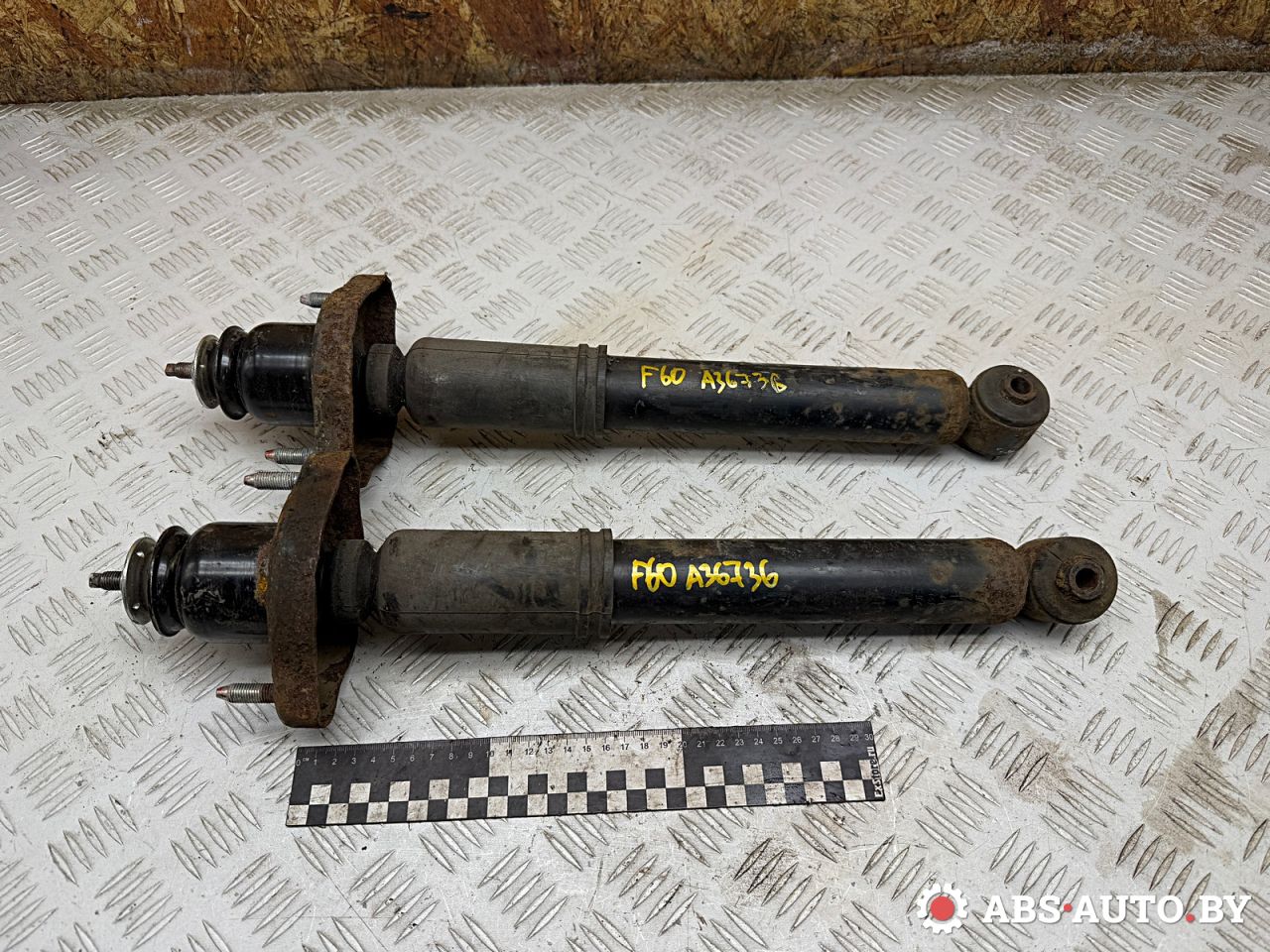 амортизатор задний Peugeot 4007 1 поколение 2011, 2.2 л., 4HN (DW12MTED4), дизель, МКПП, внедорожник 5 дв., правый руль, WAA8010DL, 349040, NSF2095, 4162A050, 4162A331, 5206LC, 5206LE, 5206YN, 4162A098, 32130271 - фото №1