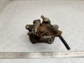 суппорт задний правый Renault Scenic RX4 1 поколение 2002, 1.9 л., F9Q 740, дизель, МКПП, полный привод, 7701206514, 7711135722 - фото №2