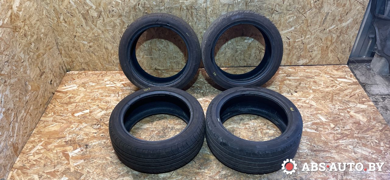 шина Peugeot 308 T9 2014, 1.6 л., дизель, МКПП, хетчбэк 5 дв., правый руль - фото №1