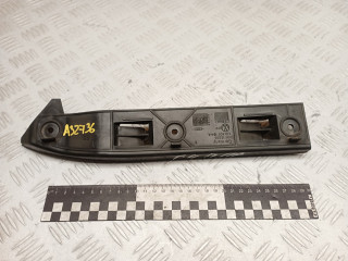 Крепление бампера переднего Volkswagen Golf 4 поколение 2002, 1J0807184A