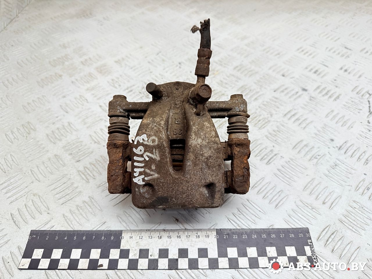 суппорт задний правый Toyota Avensis 2 поколение (T250) 2006, 2.0 л., 1CD-FTV, дизель, МКПП, универсал, 0986474201, F83217, BNZ1501ZW, 4773005070, 4773005071, 478300F010, BHN1024E, 561N10276Z - фото №1