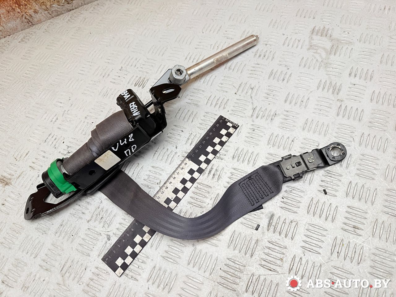 ремень безопасности Volvo S80 1 поколение 2003, 2.4 л., бензин, АКПП, седан, 39966466 - фото №1