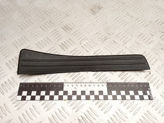 накладка на порог внутренняя Toyota RAV4 2 поколение (XA20) 2003, 2.0 л., 1CD-FTV, дизель, МКПП, внедорожник 5 дв., 6791642010