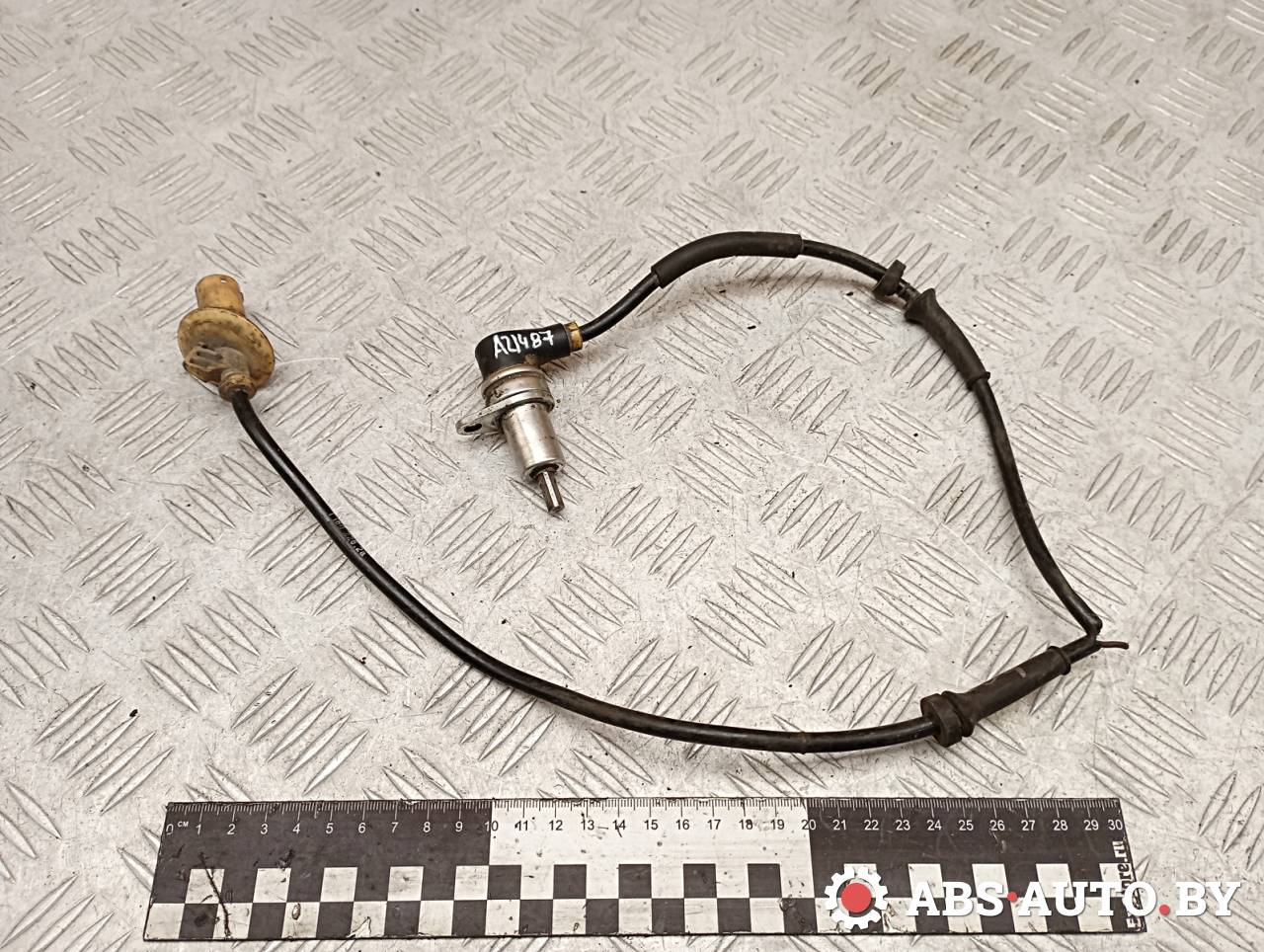 датчик ABS BMW 5 серия E34 1994, 0265001135, 1180228 - фото №1