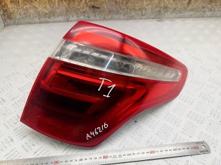 фонарь задний правый Citroen C4 Picasso 1 поколение 2007, 2.0 л., RHJ (DW10BTED4), дизель, МКПП, передний привод, 9653547480