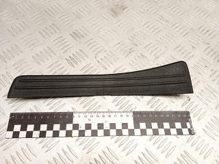 накладка на порог внутренняя Toyota RAV4 2 поколение (XA20) 2003, 2.0 л., 1CD-FTV, дизель, МКПП, внедорожник 5 дв., 6791542010