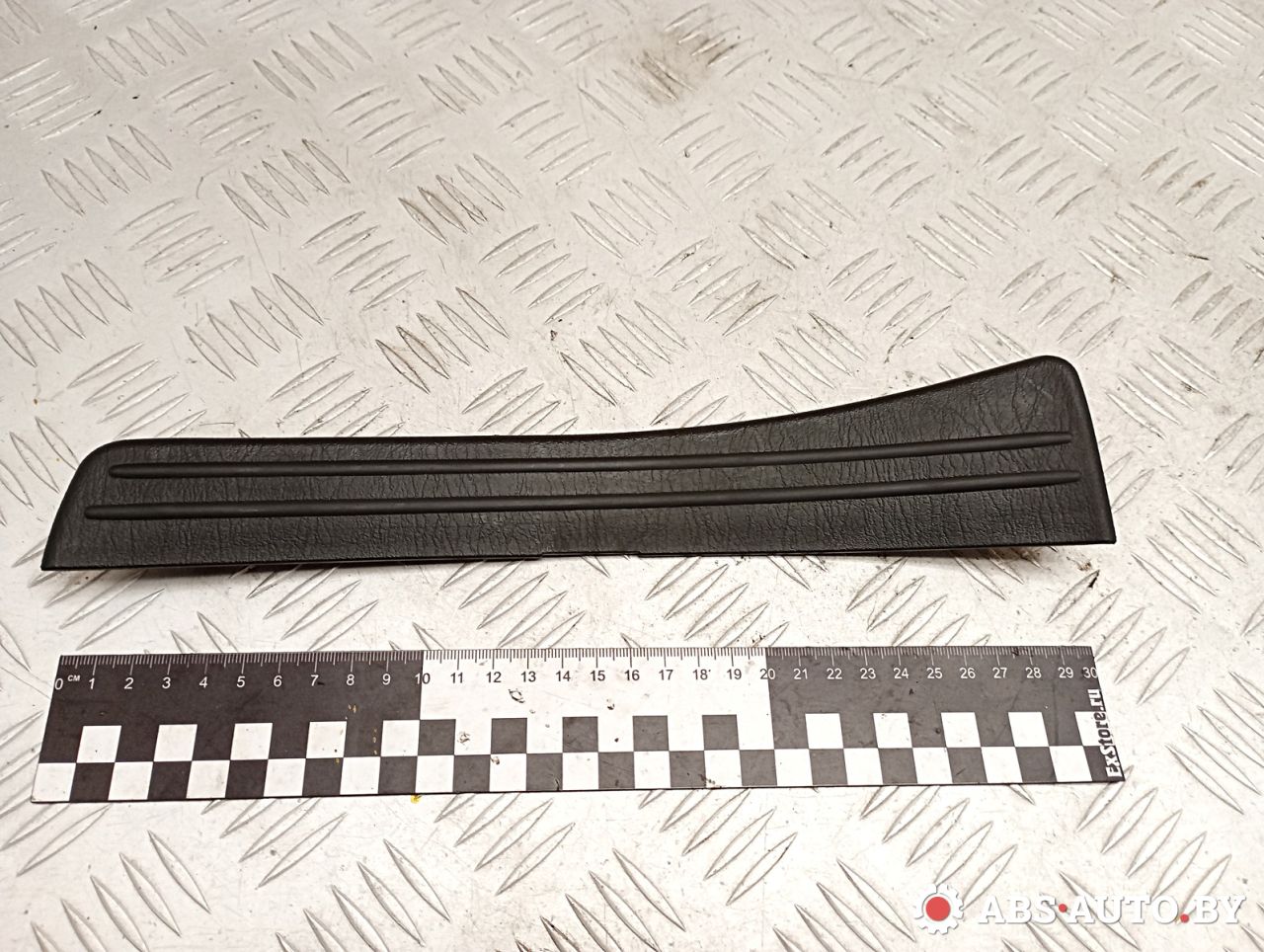 накладка на порог внутренняя Toyota RAV4 2 поколение (XA20) 2003, 2.0 л., 1CD-FTV, дизель, МКПП, внедорожник 5 дв., 6791542010 - фото №1