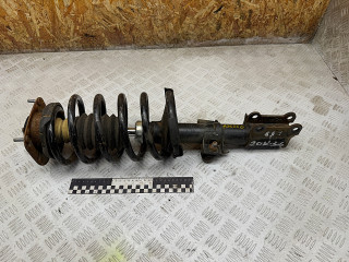 стойка передняя правая Volvo XC90 1 поколение [рестайлинг] 2008, 2.4 л., D 5244 T4, дизель, АКПП, внедорожник 5 дв., правый руль, 2573129101