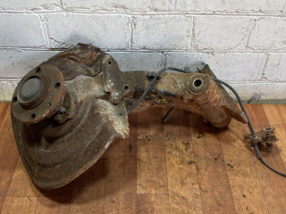 ступица задняя левая Citroen C5 1 поколение 2001, 2.0 л., дизель, АКПП, хетчбэк 5 дв.