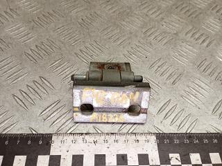 петля двери Volvo XC90 1 поколение 2005, 2.4 л., D 5244 T, дизель, АКПП, внедорожник 5 дв., полный подключаемый привод, правый руль