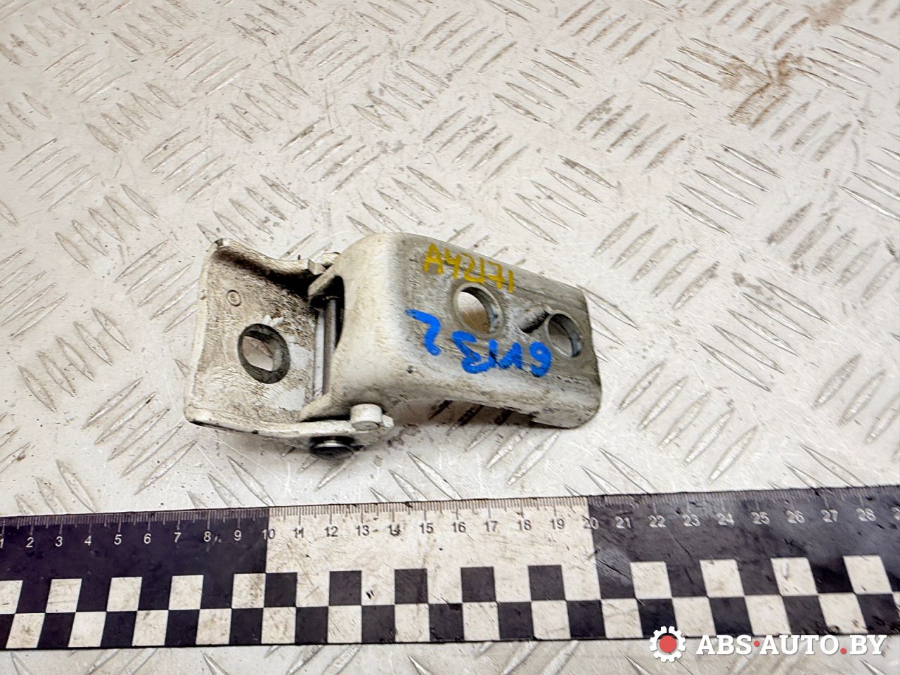 петля двери Peugeot 3008 1 поколение 2012, 1.6 л., 9HR (DV6C), дизель, робот, 9035AX - фото №1