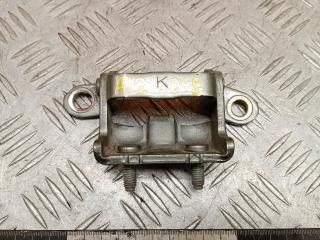 петля двери Nissan Primera P12 2006, 2.2 л., дизель, МКПП, хетчбэк 5 дв.