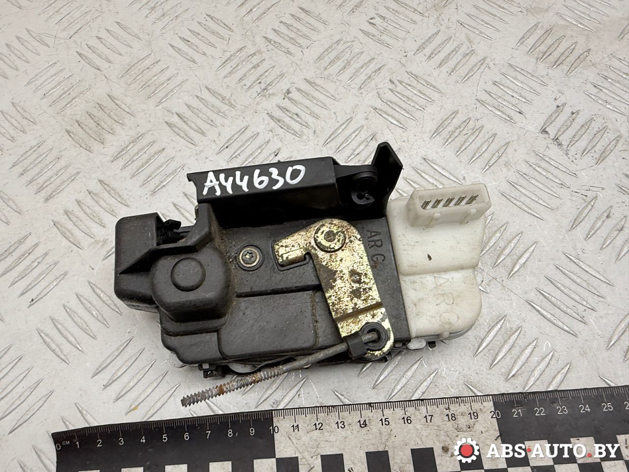 замок двери задней левой Peugeot 607 1 поколение 2003, 2.2 л., бензин, МКПП, седан, 913783 - фото №1