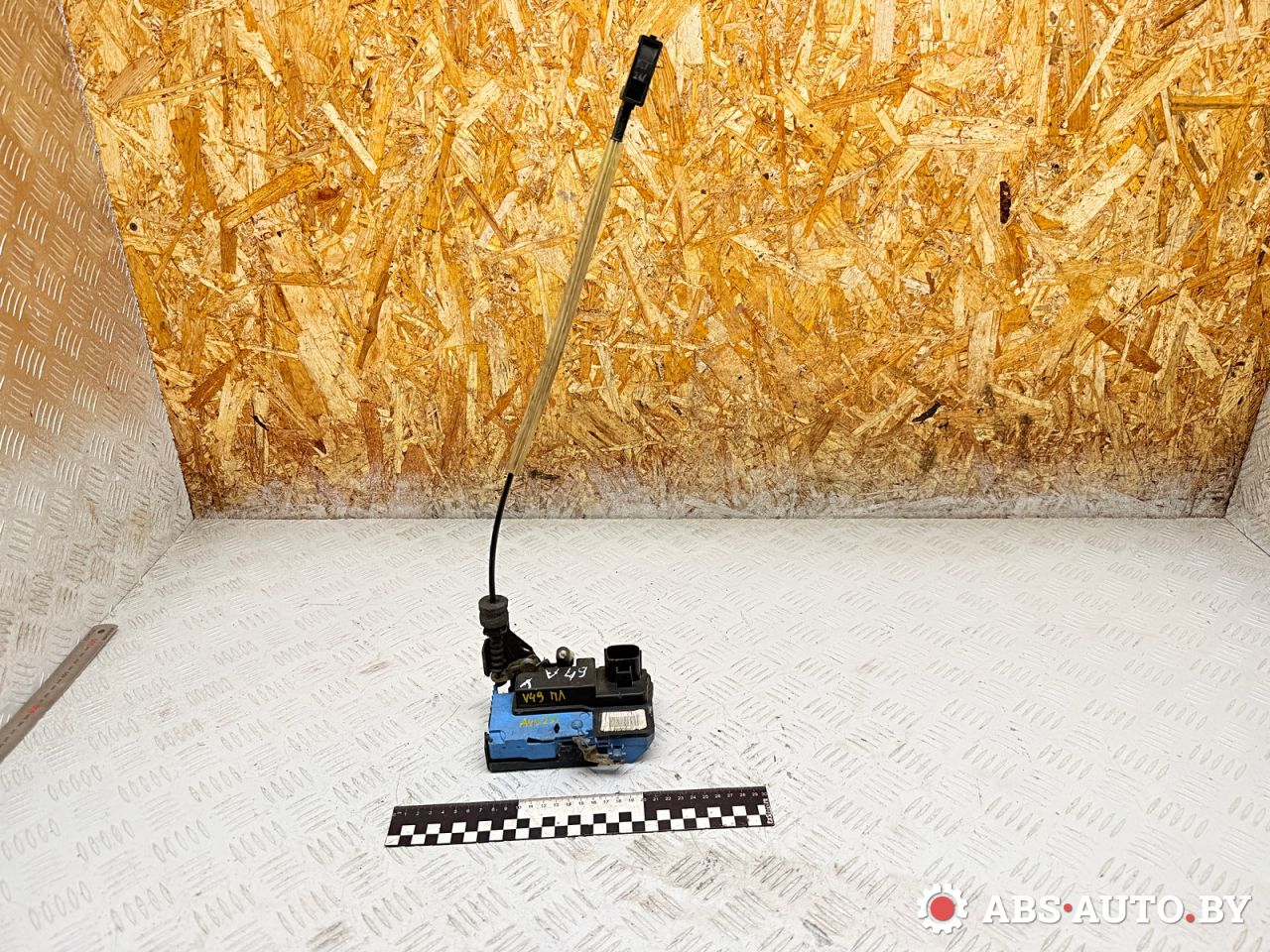 замок двери передней левой Volvo S60 1 поколение 2003, 2.4 л., дизель, МКПП, седан, 8650544 - фото №1