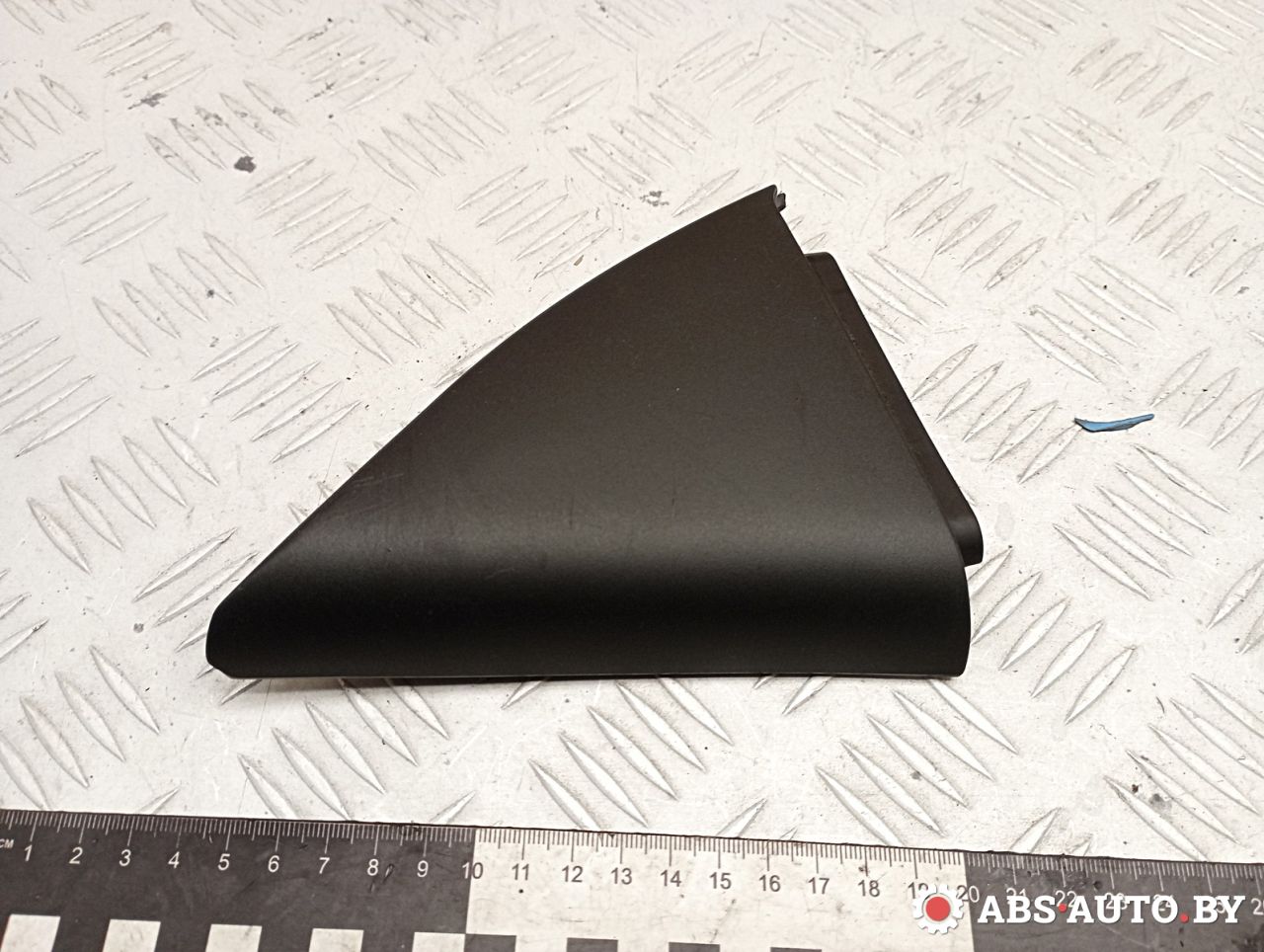 накладка двери (крышки) багажника Honda Civic 8 поколение 2008, 2.2 л., N22A2, дизель, МКПП, хетчбэк 5 дв., правый руль, 72940SMGE0 - фото №1