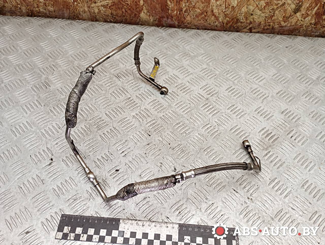 масляная трубка турбины BMW 7 серия F01/F02 F01 2009, 4.4 л., бензин, АКПП, 7599233 - фото №1