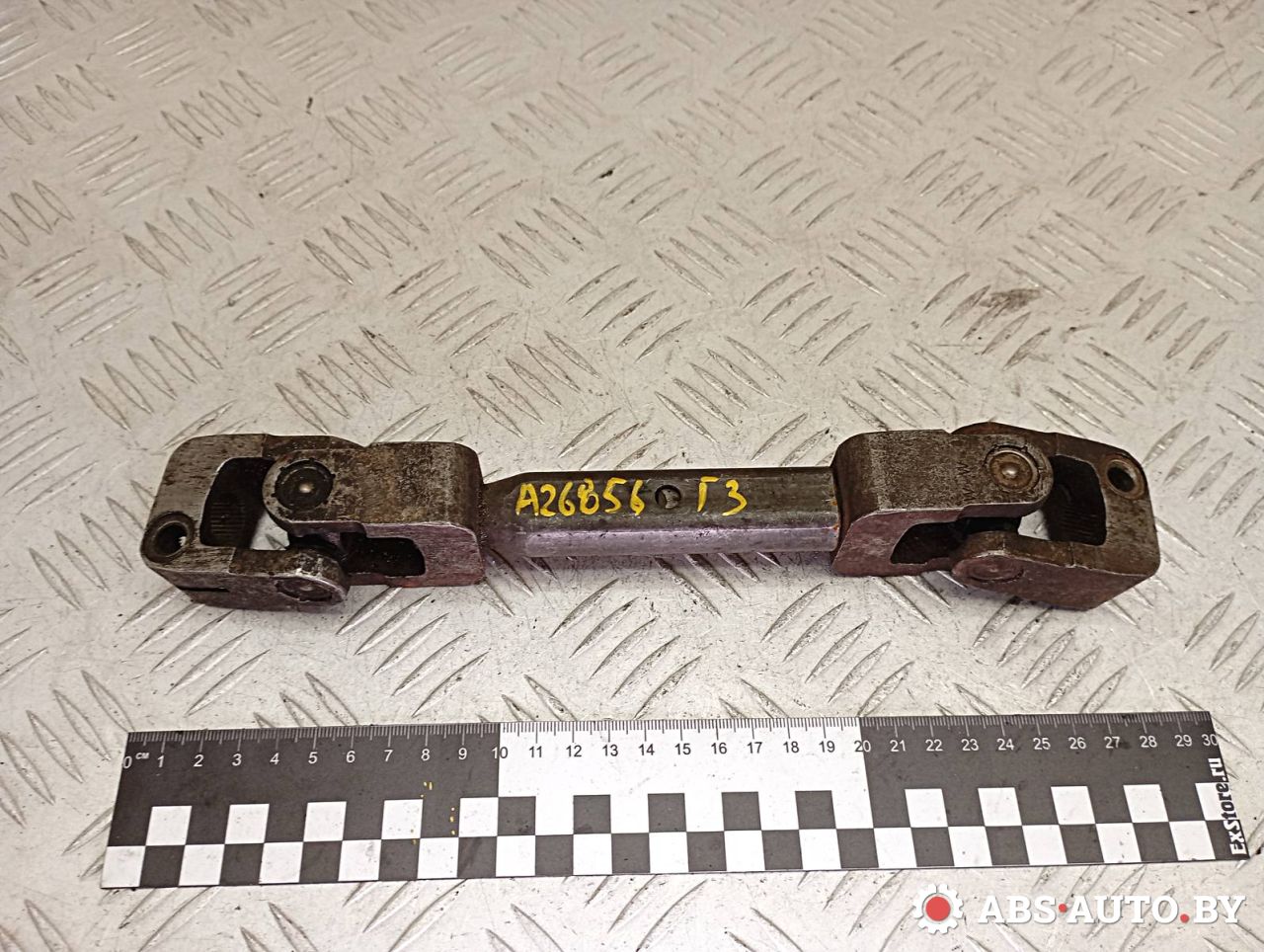 рулевой карданчик Volkswagen Golf 3 поколение 1995, 1.9 л., дизель - фото №1