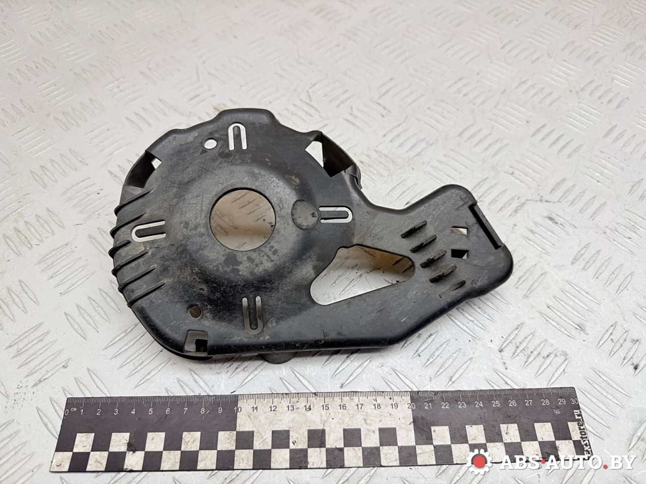 защита днища Peugeot 3008 1 поколение 2012, 1.6 л., 9HR (DV6C), дизель, робот, 9676374280 - фото №1