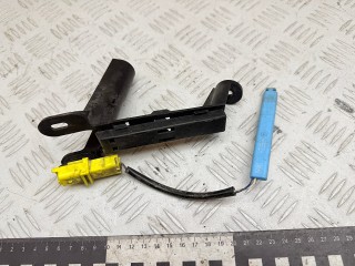 датчик давления в шине Peugeot 407 1 поколение 2004, RHR 10DYVD, МКПП, передний привод, S118540003, 9647613580