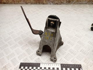 кронштейн двигателя Suzuki Grand Vitara 2 поколение 2008, 1.6 л., M16A, бензин, МКПП, внедорожник 3 дв., 1164164J00