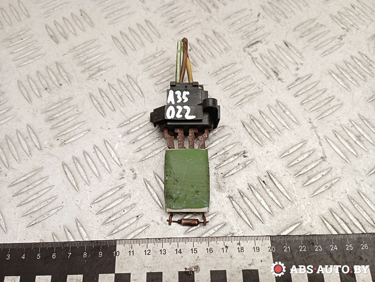 сопротивление печки Ford Transit 7 поколение 2007, 2.4 л., дизель, МКПП, микроавтобус, 3C1H18B647AA, 1089959, 1129655, 1381093, 4525162, 98VW18B647AA, 98VW18B647AB, BMR0157EU, BMR0157KT, BMR0157WB, BMR0157YD - фото №1