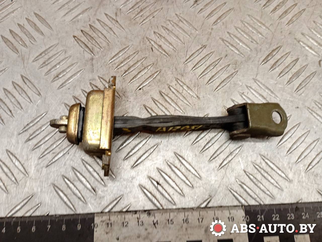 ограничитель открывания двери задней Nissan Primera P12 2006, 2.2 л., дизель, МКПП, хетчбэк 5 дв. - фото №1