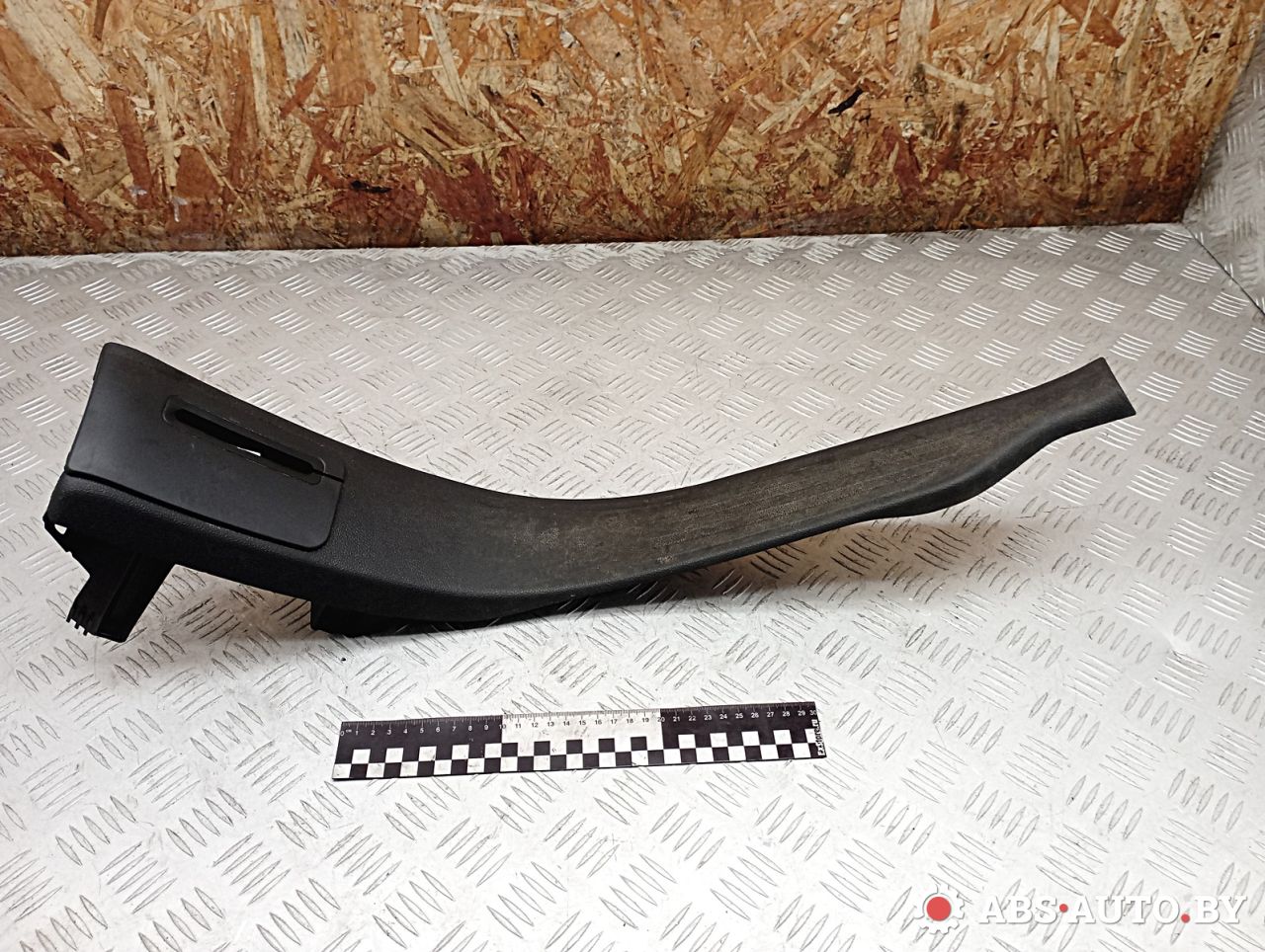 накладка на порог внутренняя Peugeot 3008 1 поколение 2011, 1.6 л., дизель, робот, передний привод, правый руль, 9670438677, 9670437680 - фото №1