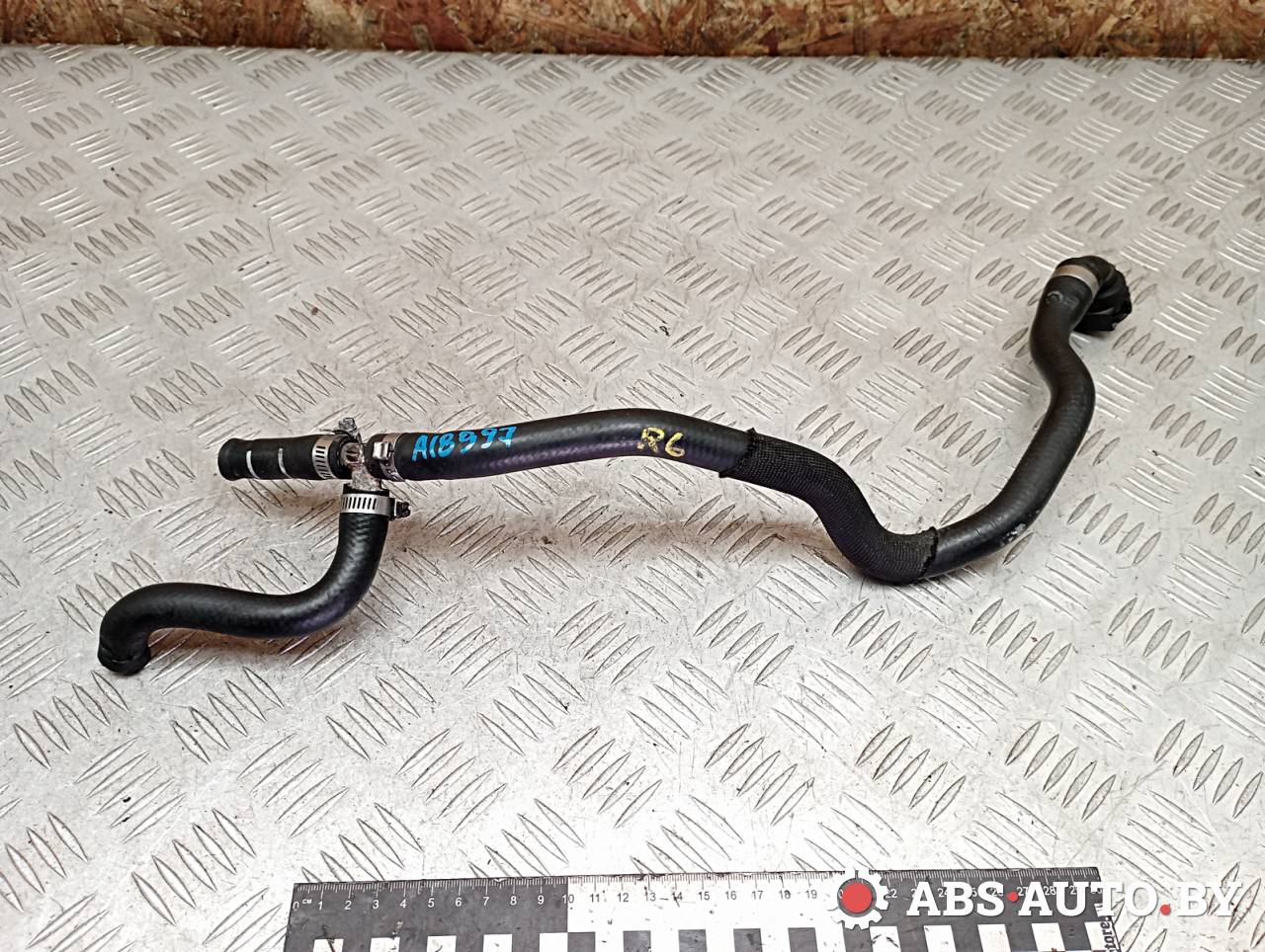 патрубок радиатора BMW 7 серия F01/F02 F01 2009, 4.4 л., бензин, АКПП, 7509984 - фото №1