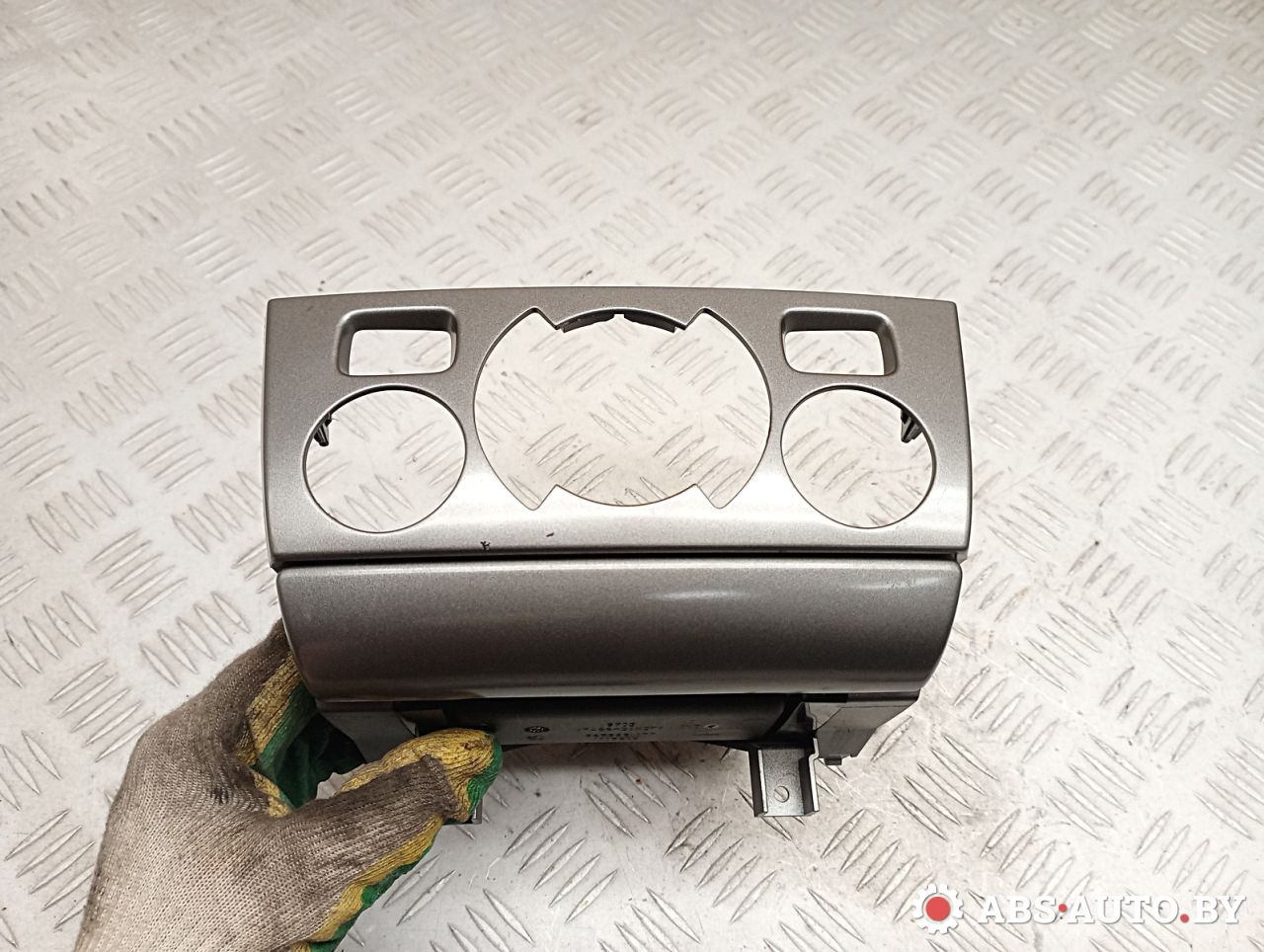 пепельница Peugeot 308 T7 2010, 2.0 л., RHR (DW10BTED4), дизель, МКПП, универсал, 9658691077 - фото №1