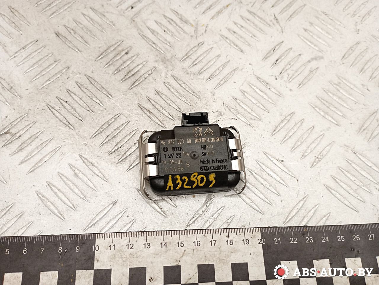 датчик дождя Peugeot 308 T7 2010, 2.0 л., RHR (DW10BTED4), дизель, МКПП, универсал, 9683202380, 1397212134 - фото №1