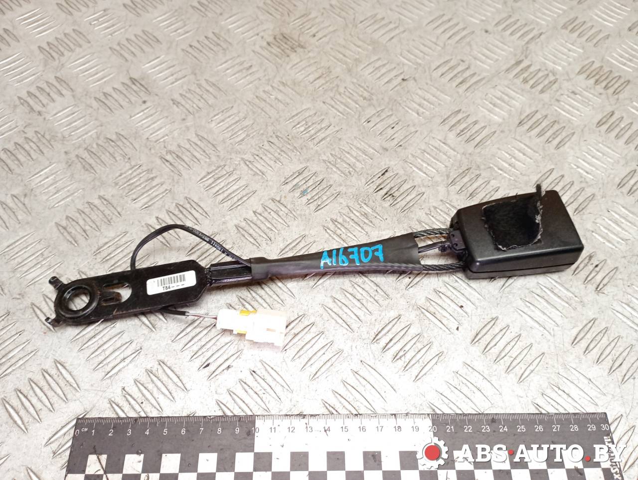 замок ремня безопасности Peugeot 3008 1 поколение 2011, 1.6 л., дизель, робот, передний привод, правый руль, 9675539880, 34113856, 34108423A - фото №1