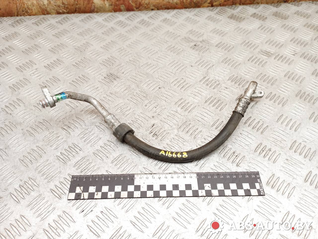 трубка кондиционера Peugeot 3008 1 поколение 2011, 1.6 л., дизель, робот, передний привод, правый руль, 9675201080 - фото №1