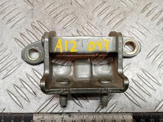 петля двери Nissan Primera P12 2006, 2.2 л., дизель, МКПП, хетчбэк 5 дв.