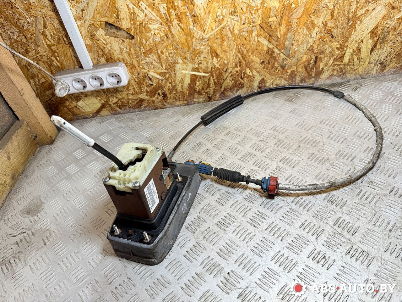 кулиса Citroen C5 2 поколение 2009, 2.7 л., UHZ (DT17BTED4), дизель, АКПП, седан, 9681617780, X7AM6DW10 - фото №1