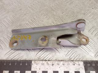 петля капота левая Mitsubishi Pajero 3 поколение 2002, 3.2 л., дизель, МКПП, внедорожник 3 дв.