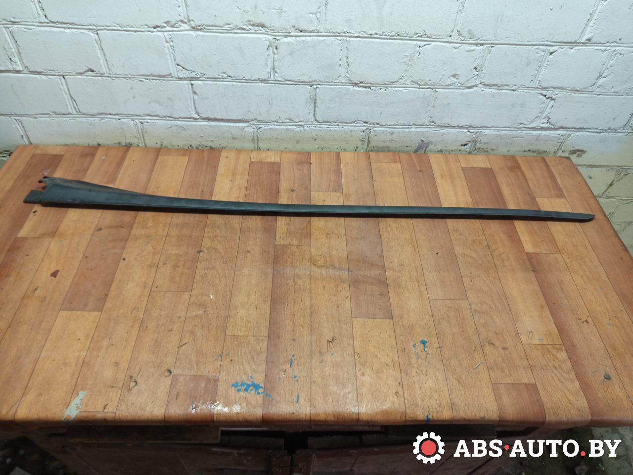 молдинг лобового стекла Peugeot 5008 1 поколение 2011, 1.6 л., дизель, МКПП, передний привод, 96858535, 66135GL - фото №1