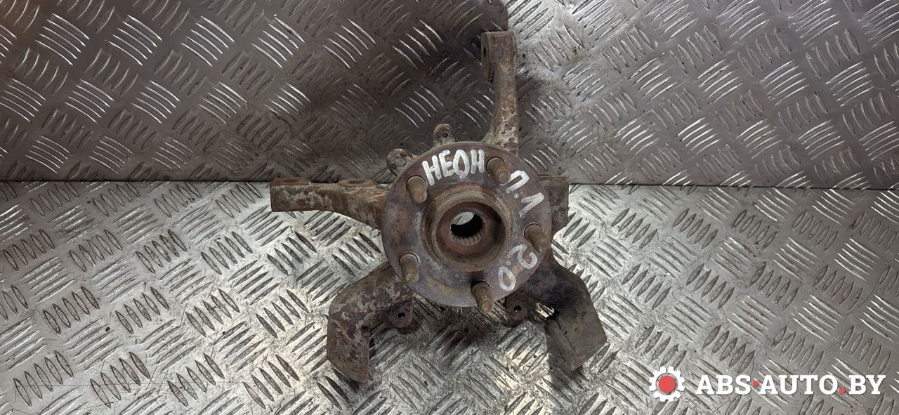 ступица передняя левая Chrysler Neon 1 поколение 1999, 2.0 л., бензин - фото №1