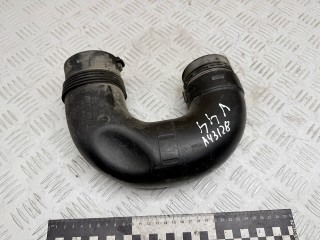 патрубок воздушного фильтра Volkswagen Passat B6 2007, 2.0 л., BMP, дизель, МКПП, универсал, 1K0129618AT